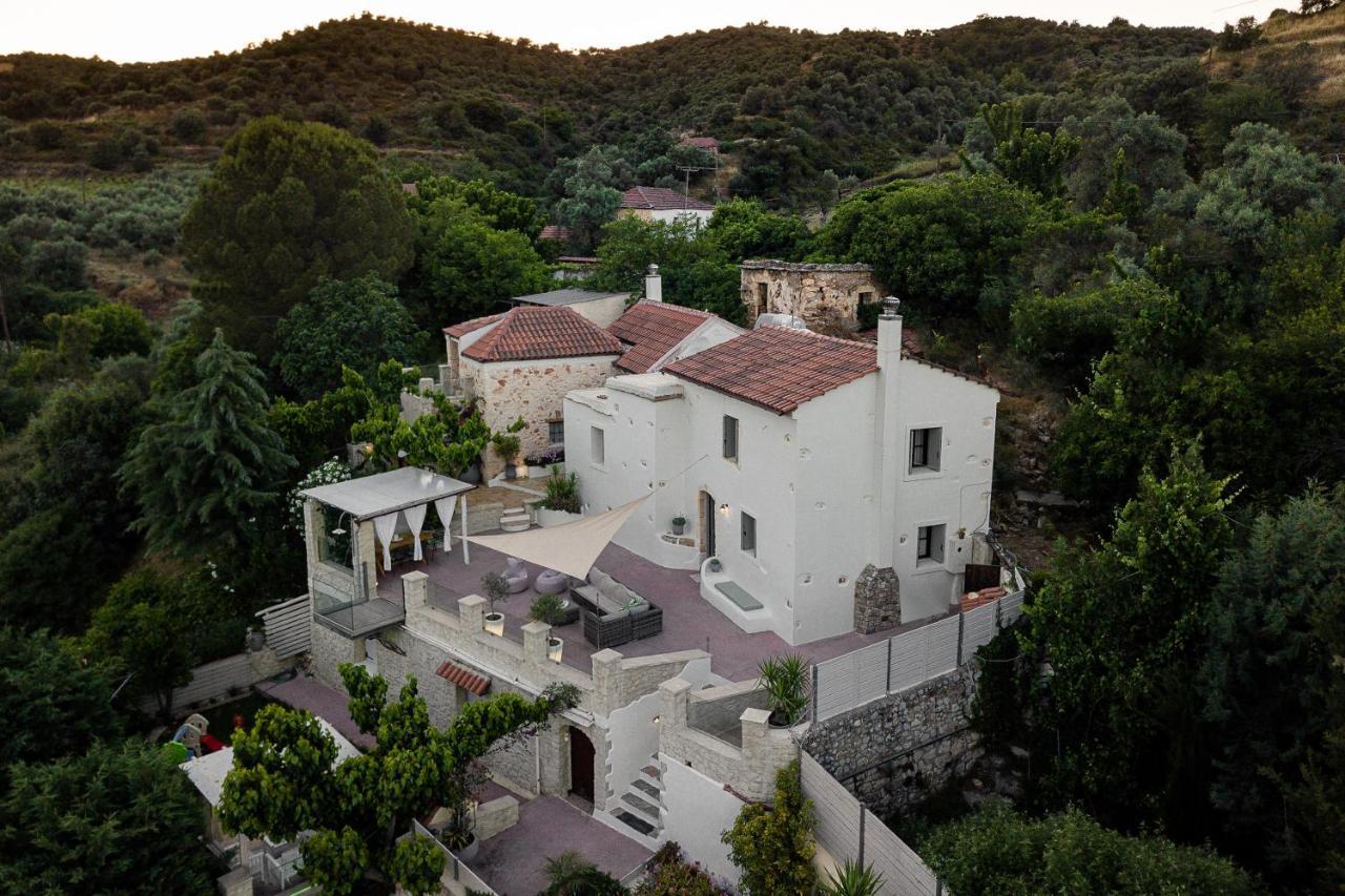 Verekinthos Villas - Pool, Hot Tub, Bbq, Kids Playground, Stunning Mountain Views Yerolákkos Exterior foto